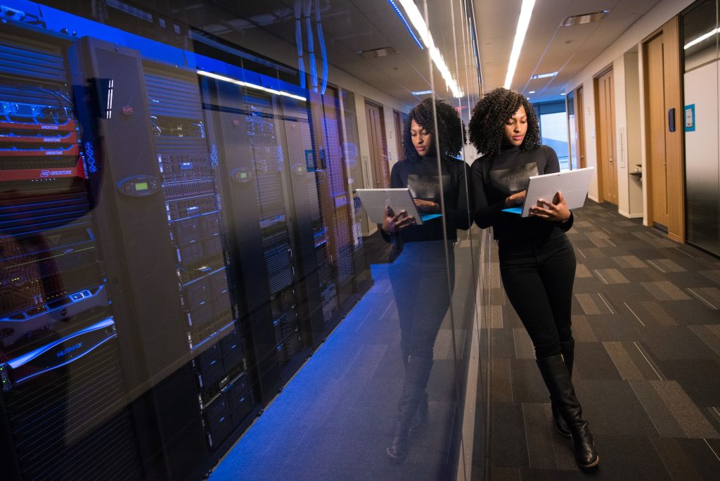 6 Sensible Reasons Why Your Business Needs Web Hosting
