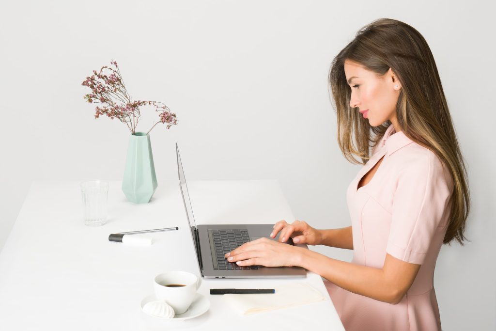 How to Ensure Your Website Content Reflects Your Brand Identity
